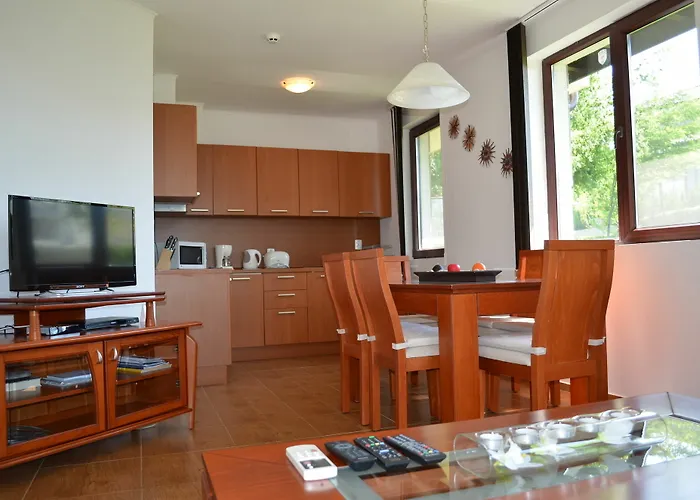 On The Black Sea Sluneční pobřeží